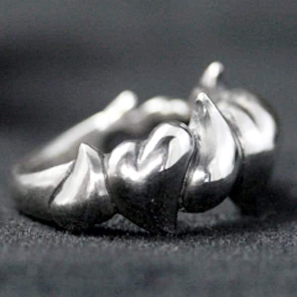 r.l.d / Rat Race - IBARA Heart Ring – RAT RACE OFFICIAL STORE